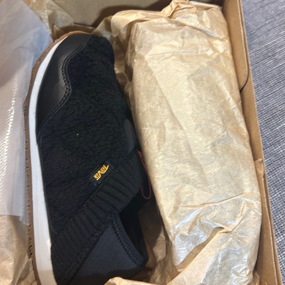 Teva - Picture 2 of 7